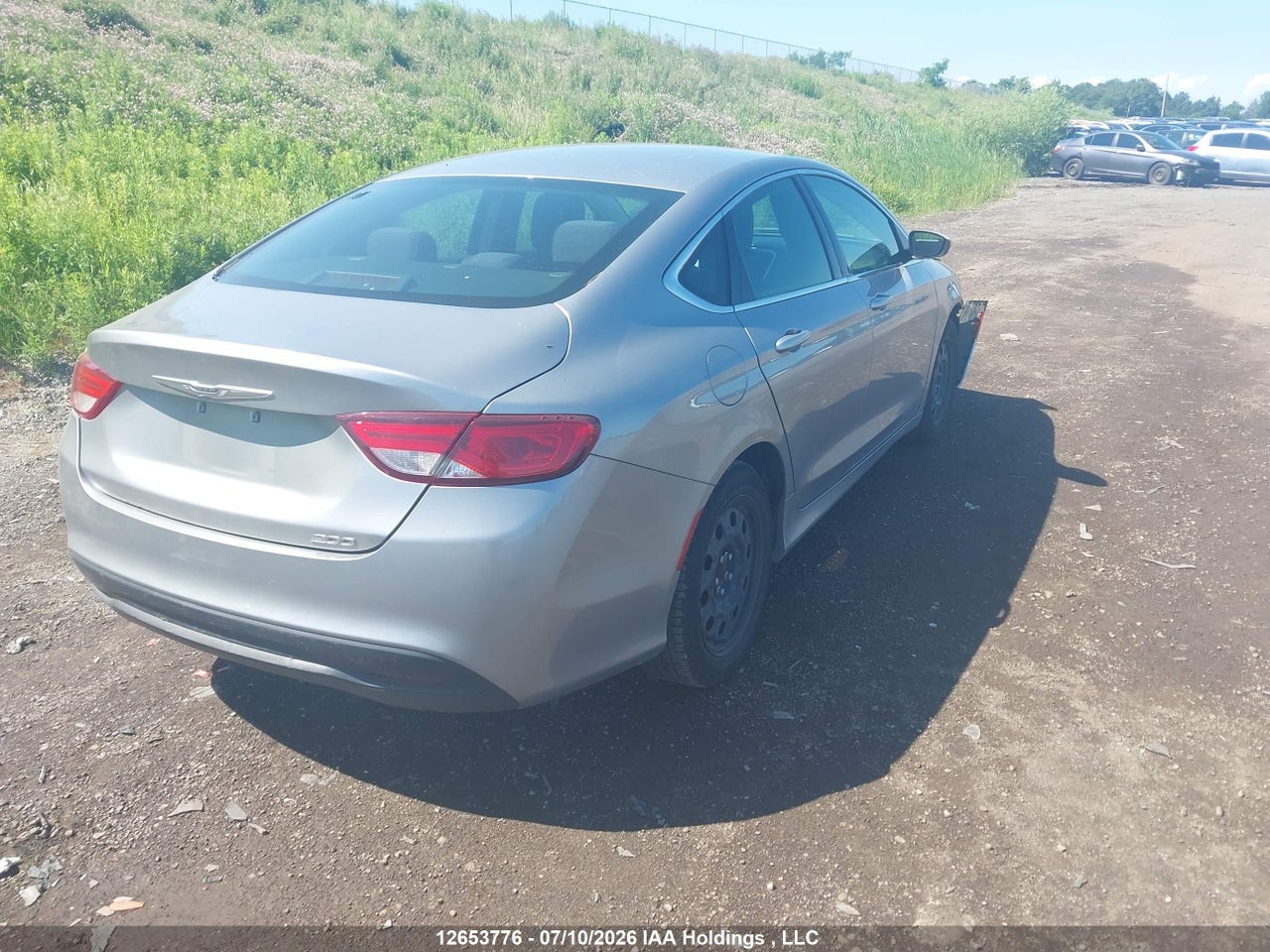 1C3CCCFB7FN549726 · 2015 CHRYSLER 200 LX · 4/19