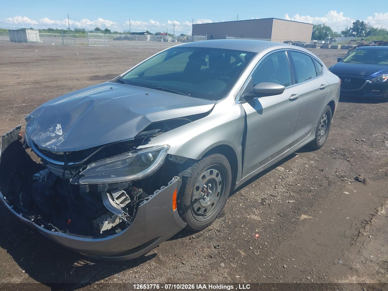 1C3CCCFB7FN549726 · 2015 CHRYSLER 200 LX · 2/19