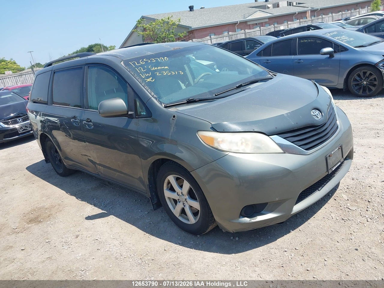 5TDKK3DC7CS235313 · 2012 TOYOTA SIENNA LE