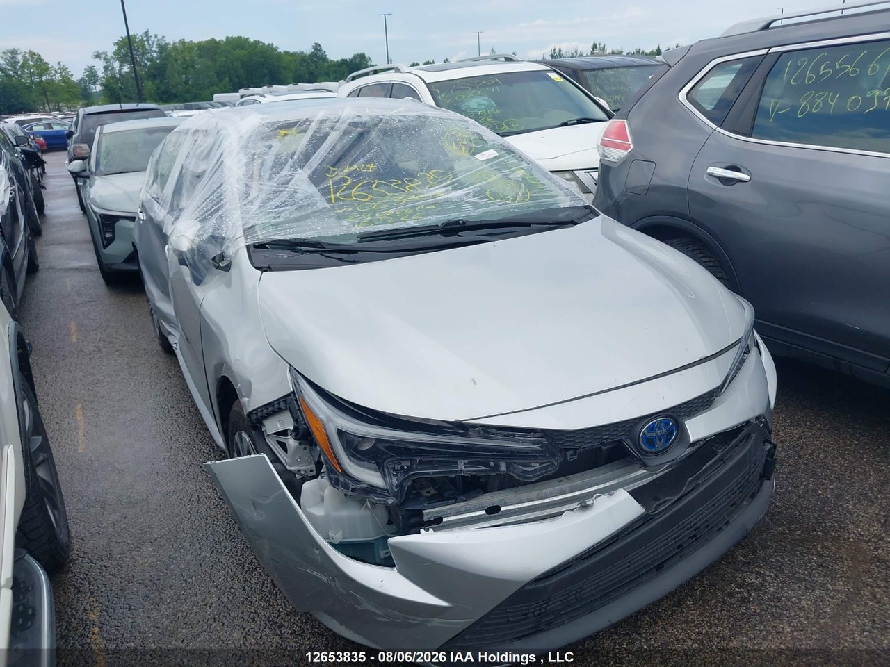 JTDBCMFE0R3063220 · 2024 TOYOTA COROLLA HYBRID LE