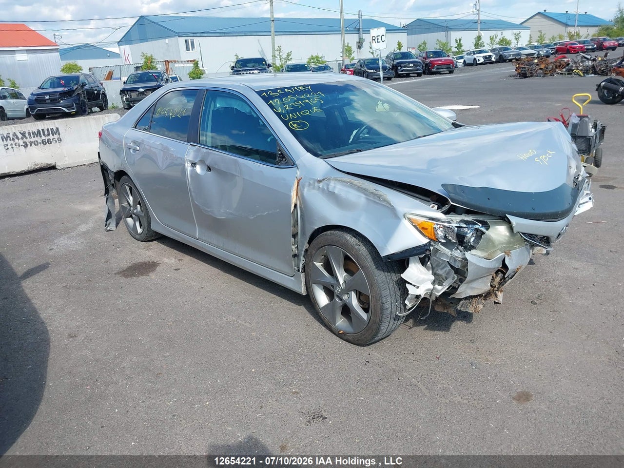 4T1BF1FK7DU239965 · 2013 TOYOTA CAMRY SE