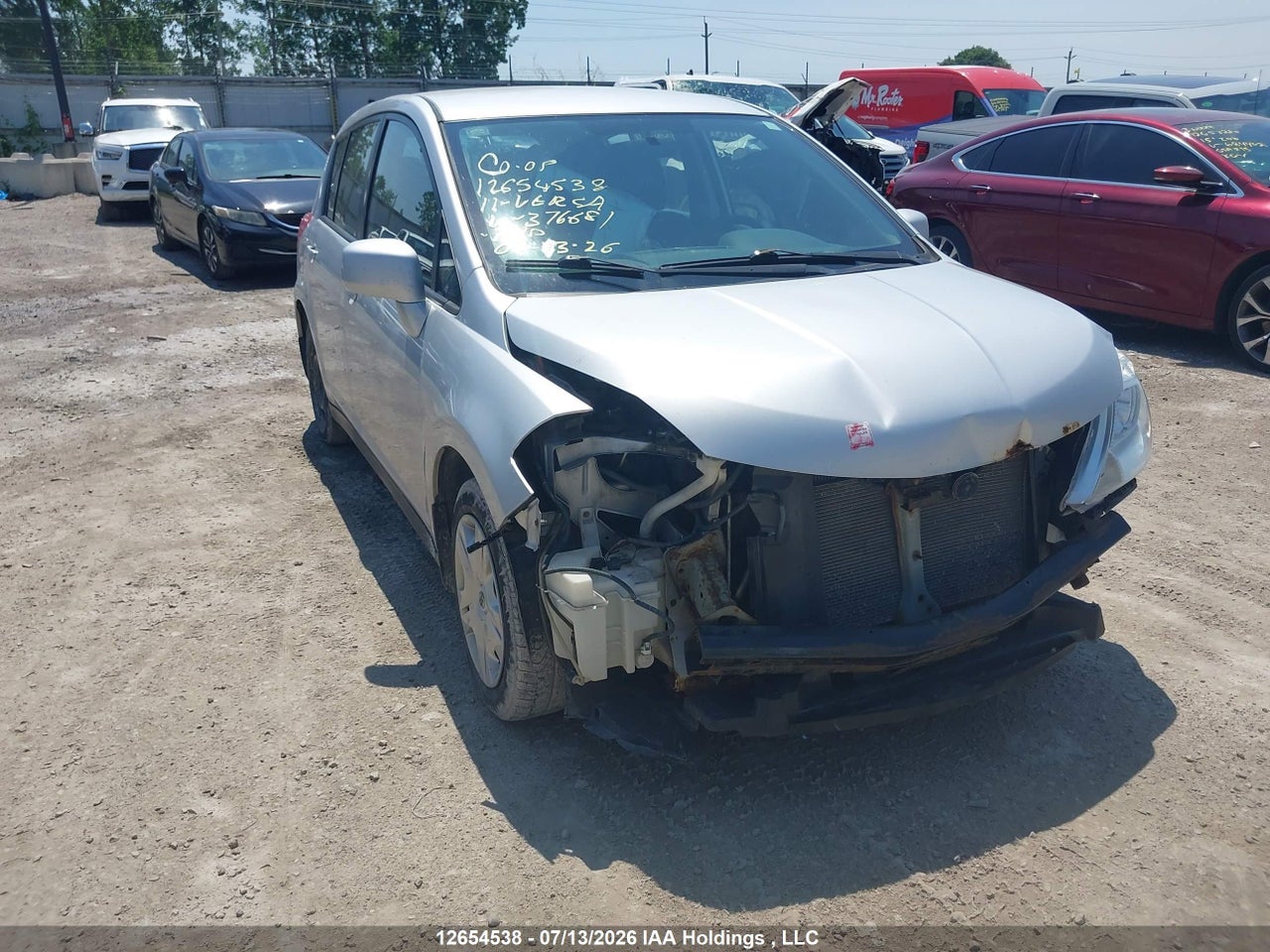 3N1BC1CPXBL376681 · 2011 NISSAN VERSA 1.8S