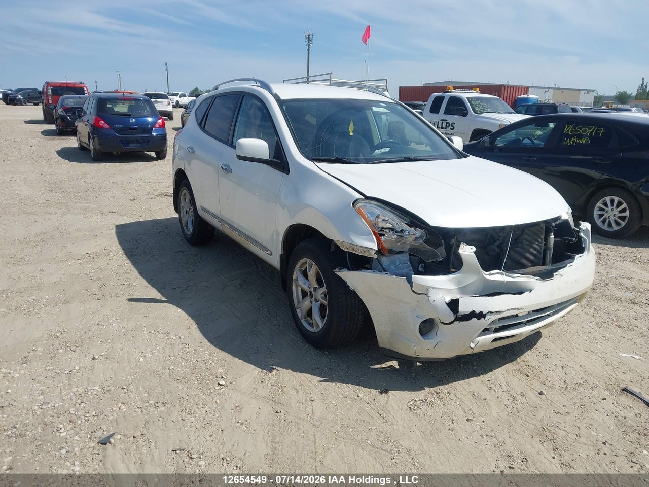2011 NISSAN ROGUE SV