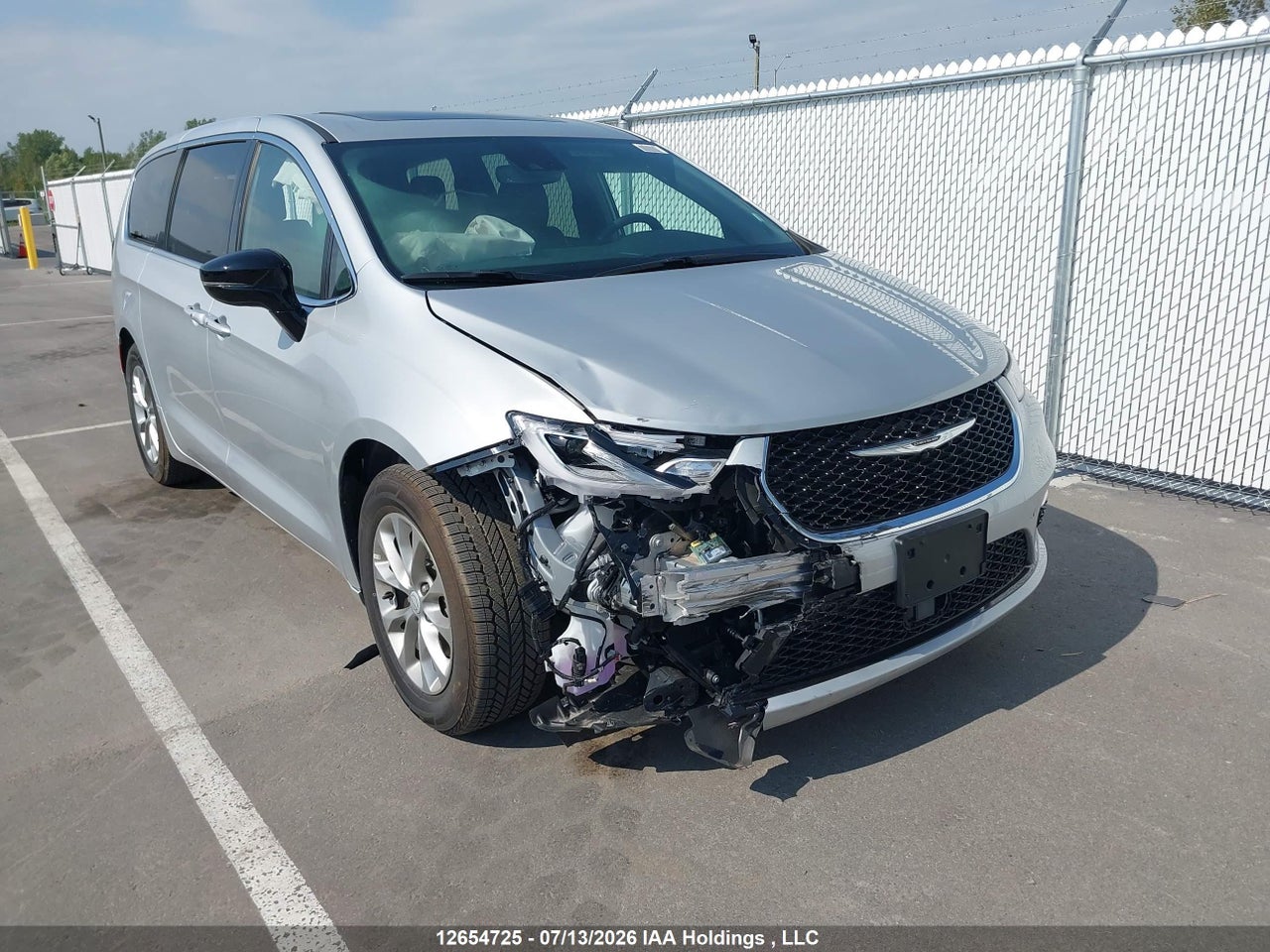 2C4RC1GG5TR264378 · 2026 CHRYSLER PACIFICA LIMITED
