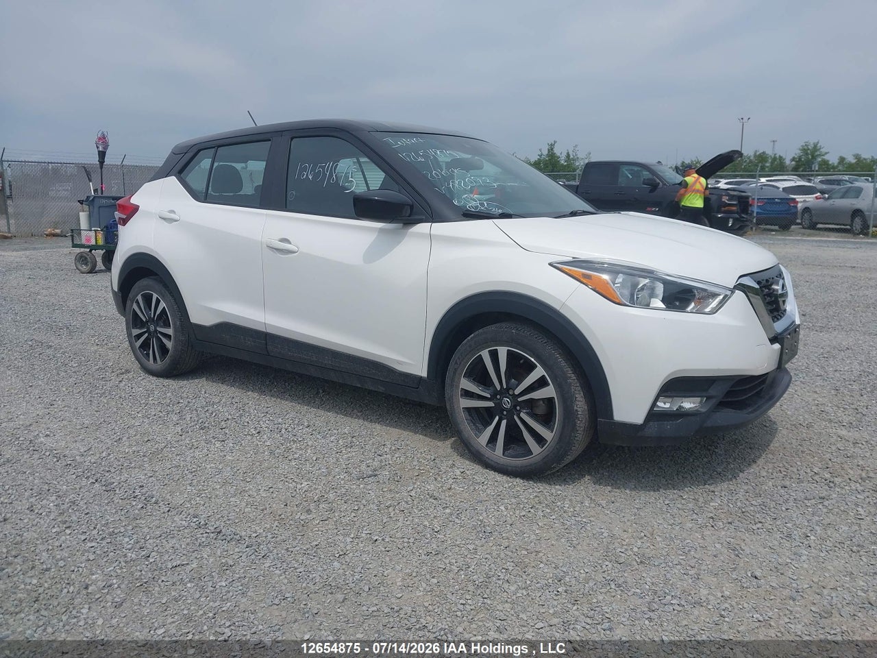 3N1CP5CV8LL482093 · 2020 NISSAN KICKS SV