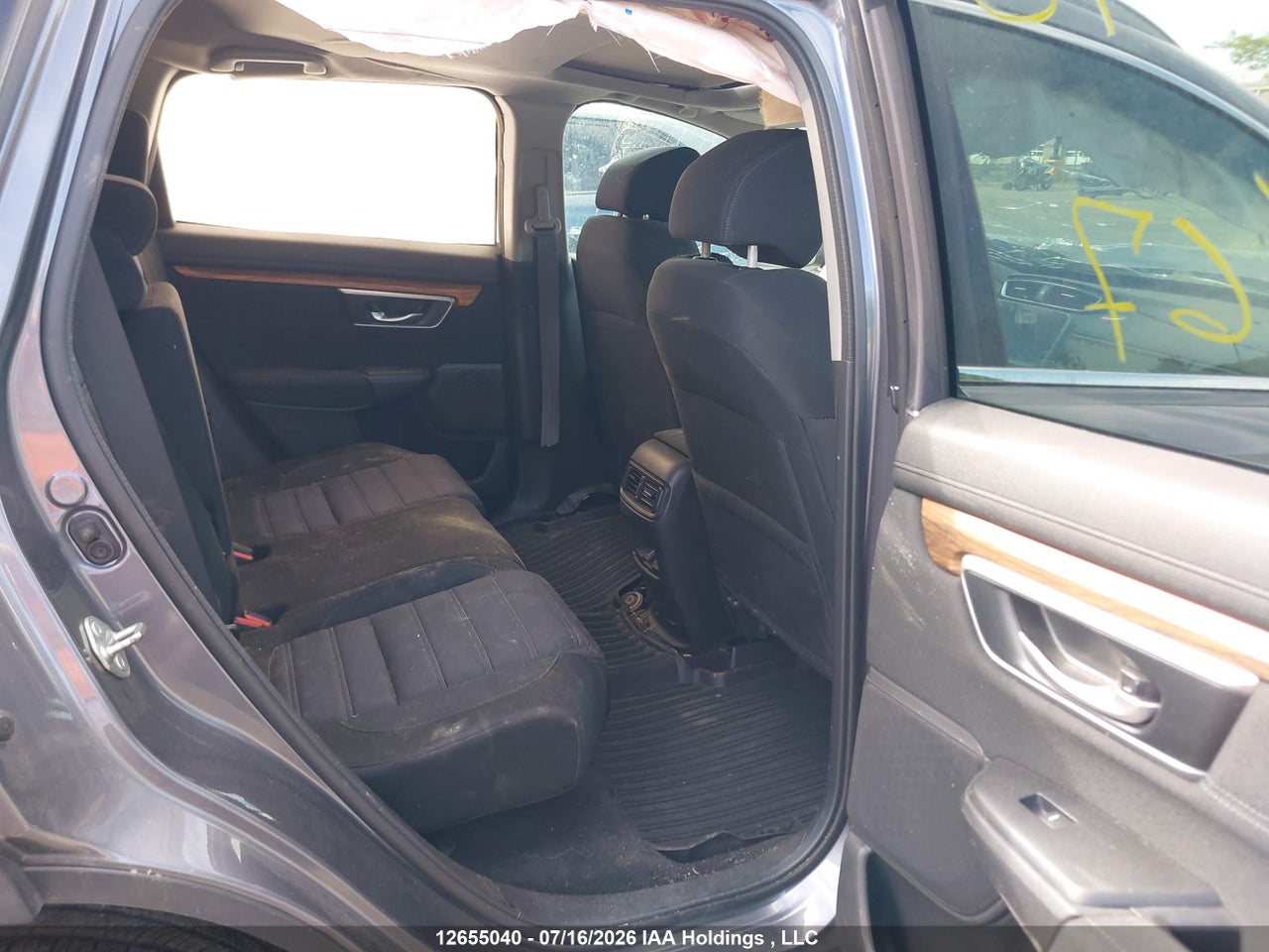 2HKRW2H55JH141667 · 2018 HONDA CR-V EX · 8/22