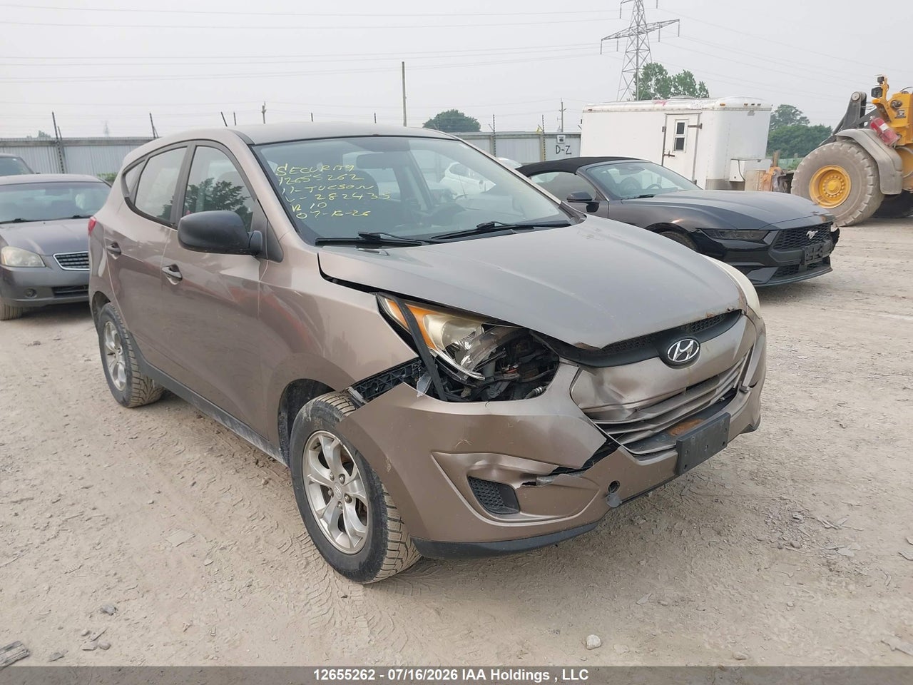 KM8JTCACXBU282435 · 2011 HYUNDAI TUCSON GL