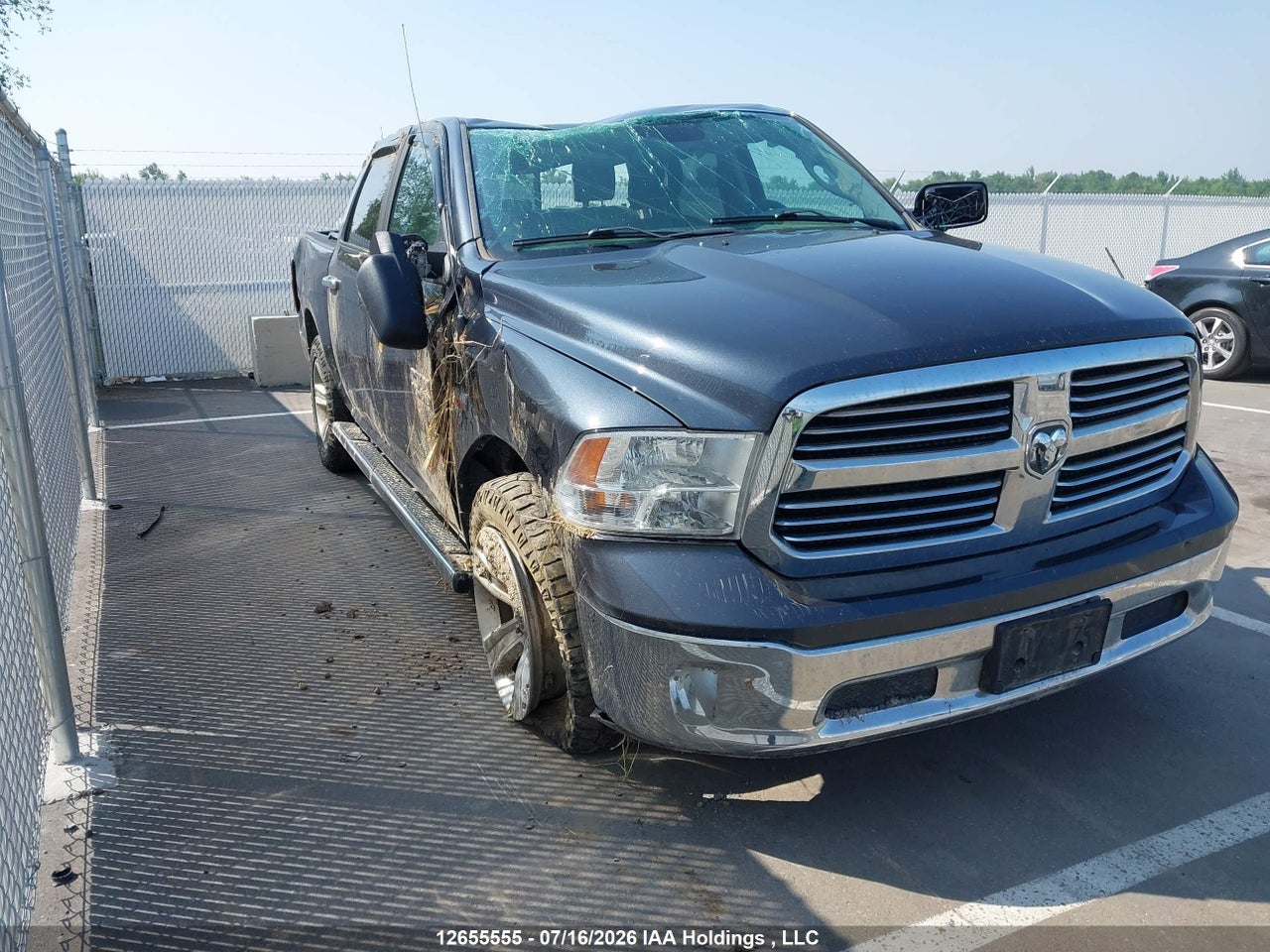 1C6RR7LT9HS841821 · 2017 RAM 1500 SLT