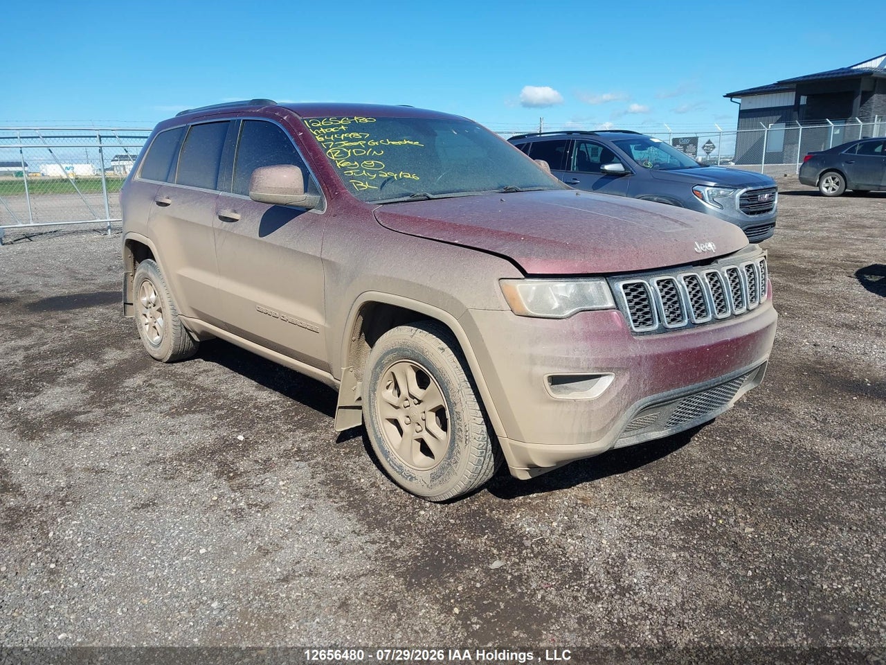 1C4RJFAG8HC644987 · 2017 JEEP GRAND CHEROKEE LAREDO