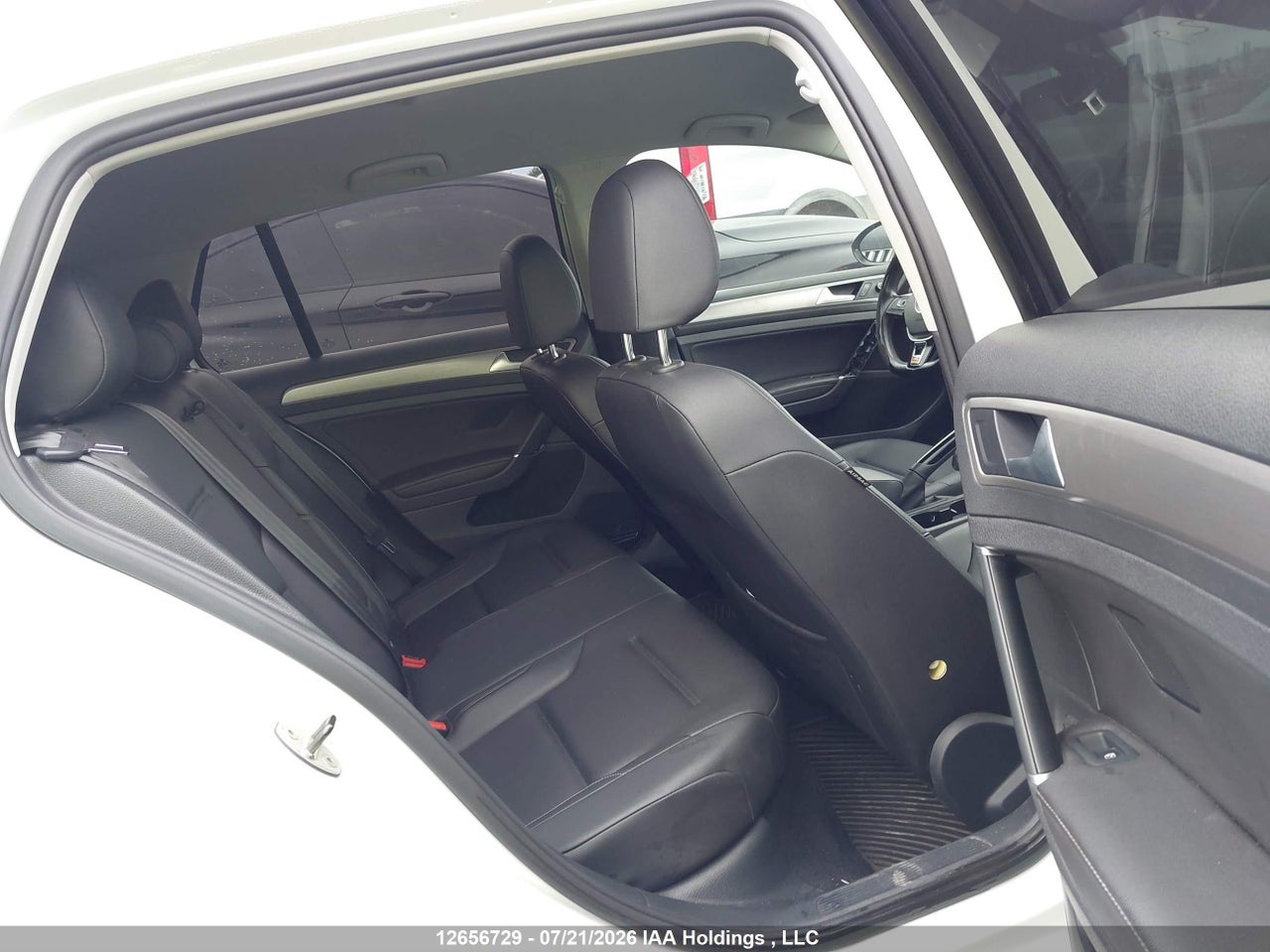 3VW217AU9GM025970 · 2016 VOLKSWAGEN GOLF 1.8 TSI COMFORTLINE/1.8 TSI HIGHLINE/1.8 TSI TRENDLINE · 8/17