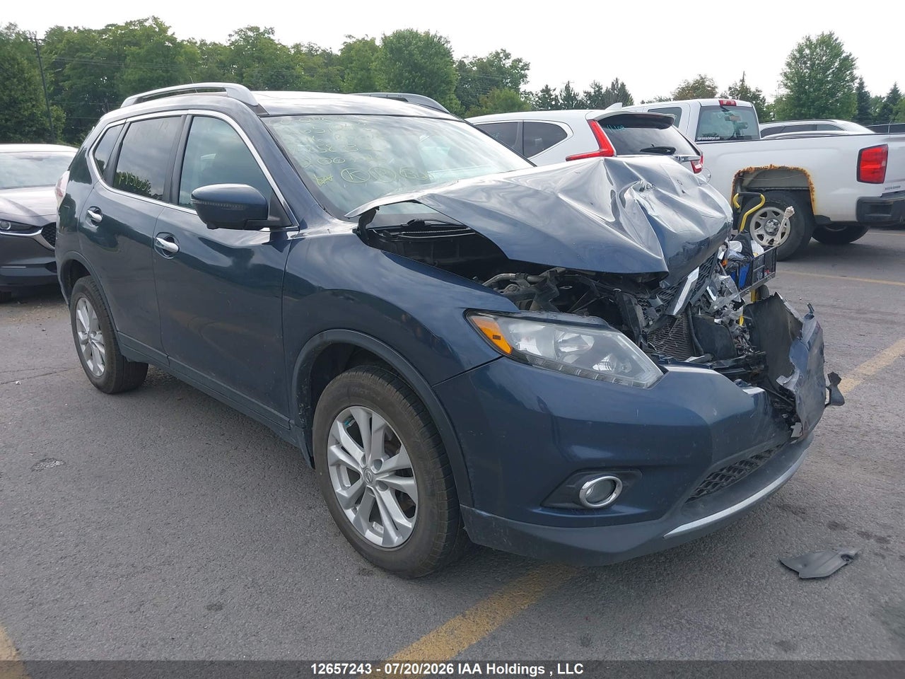 5N1AT2MV4GC858332 · 2016 NISSAN ROGUE S/SL PREMIUM/SV