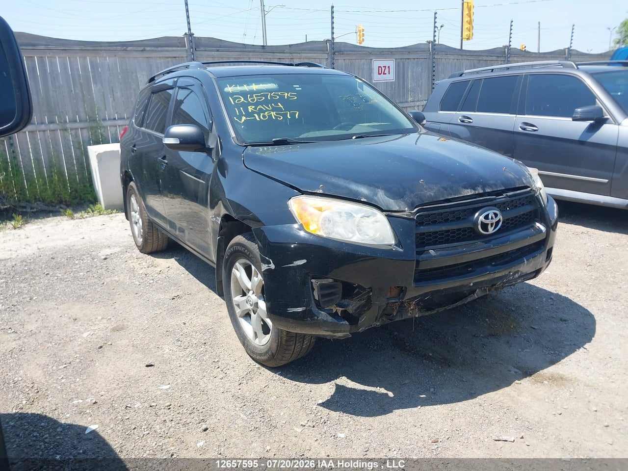 2T3BF4DV2BW109577 · 2011 TOYOTA RAV4 EV