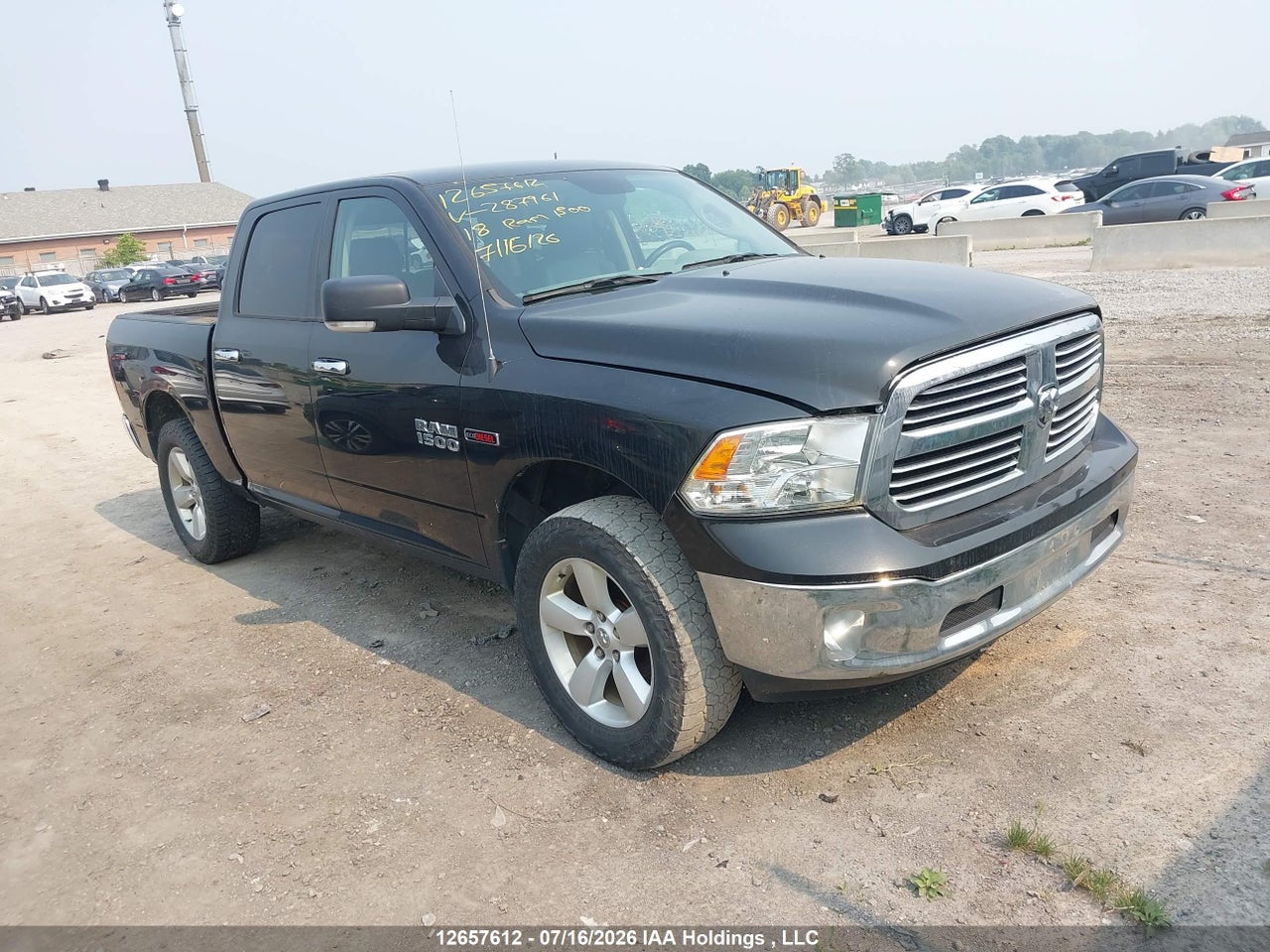 1C6RR7LM6JS287961 · 2018 RAM 1500 SLT