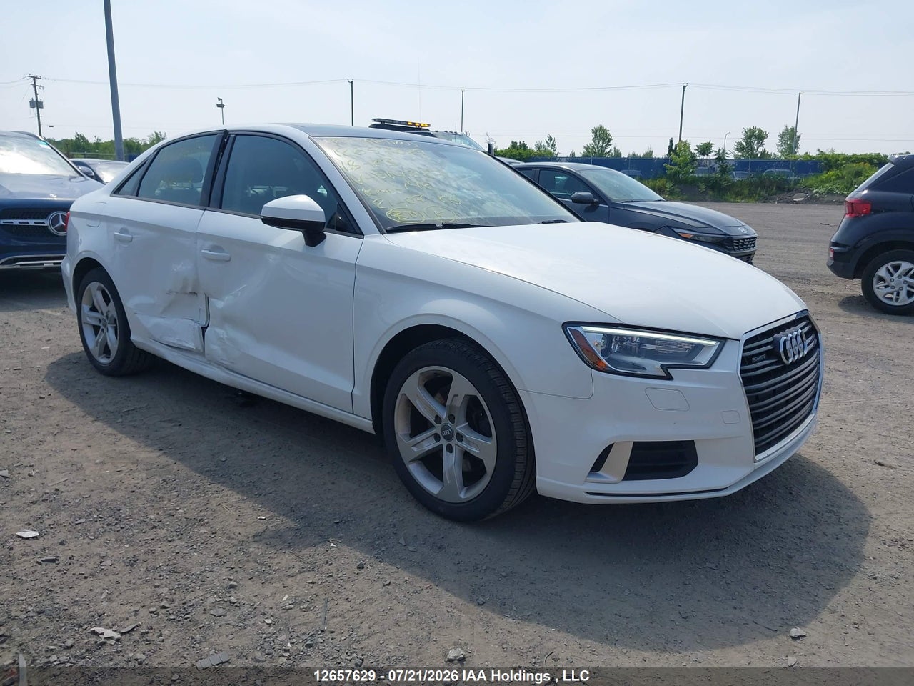 WAUB8GFFXJ1014227 · 2018 AUDI A3 PREMIUM
