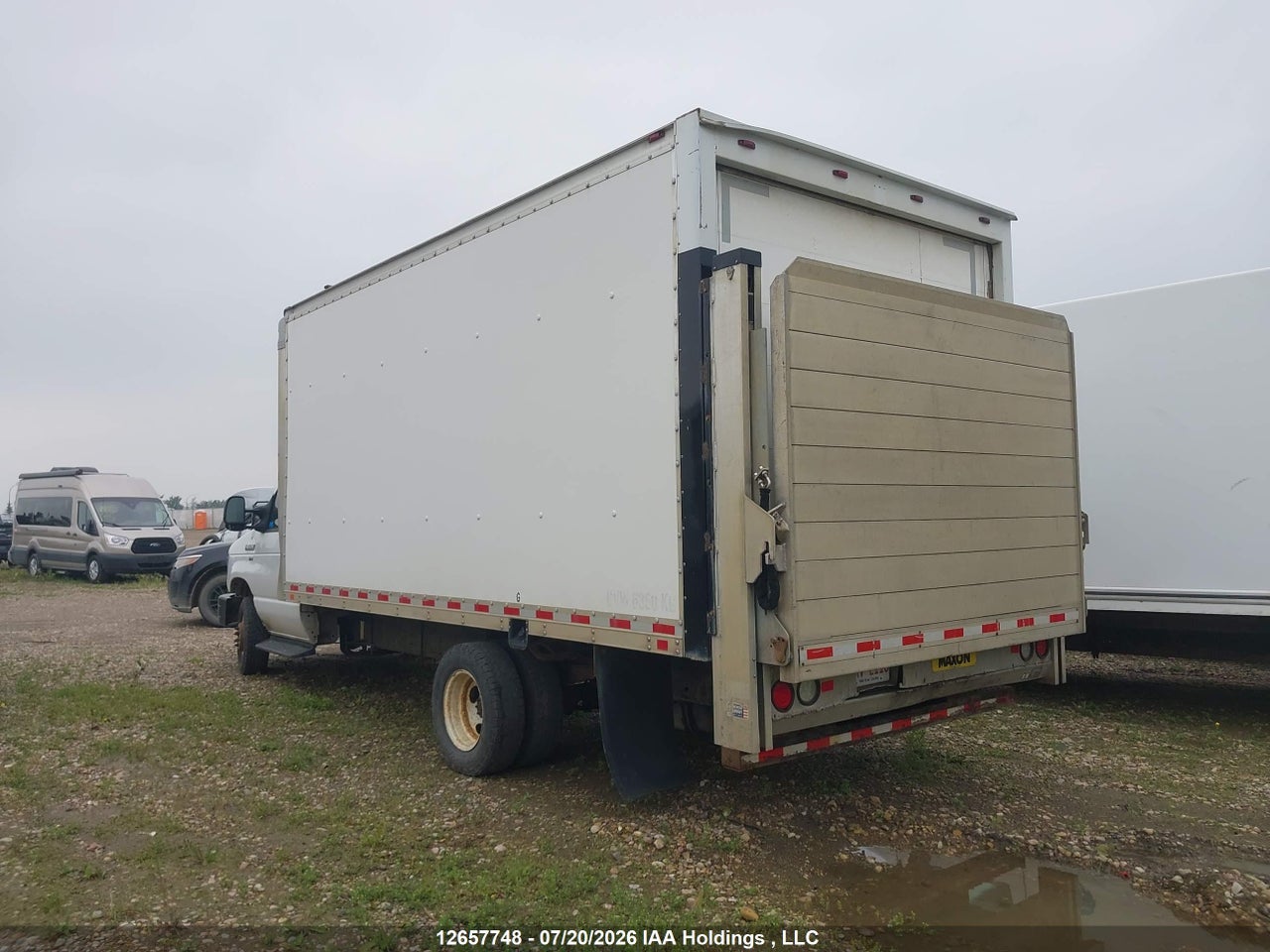 1FDWE4F63KDC52122 · 2019 FORD ECONOLINE E450 SUPER DUTY CUTAWAY VAN · 3/16