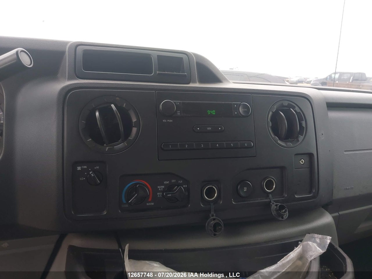 1FDWE4F63KDC52122 · 2019 FORD ECONOLINE E450 SUPER DUTY CUTAWAY VAN · 5/16