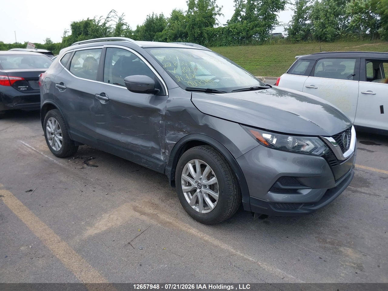JN1BJ1BW5NW482677 · 2022 NISSAN ROGUE SPORT SV