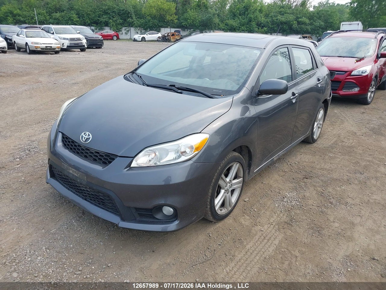 2T1KU4EE6BC589184 · 2011 TOYOTA COROLLA MATRIX · 2/19