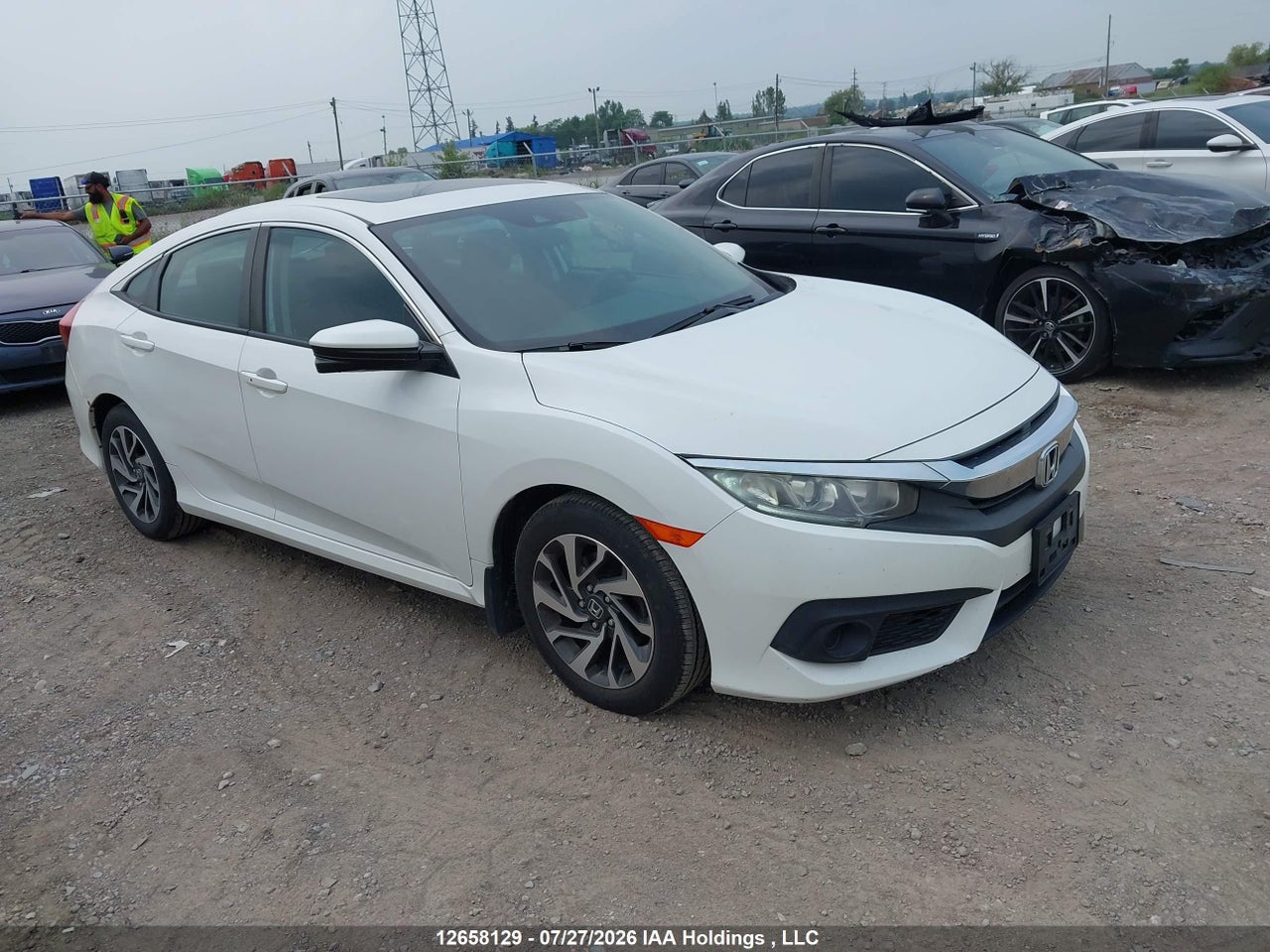 2HGFC2F82GH024883 · 2016 HONDA CIVIC EX 4DR