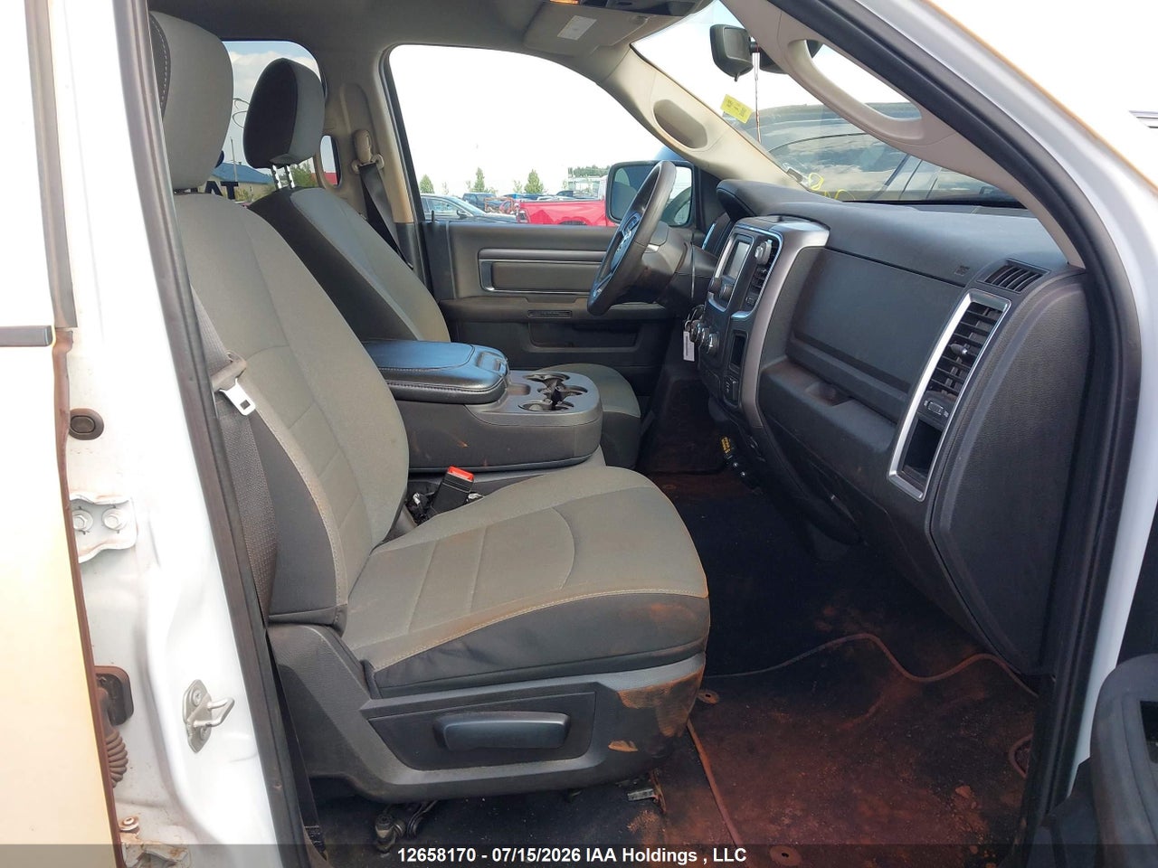 3C6RR7LT6PG620909 · 2023 RAM 1500 CLASSIC SLT · 5/24