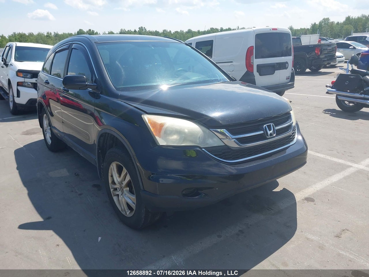 5J6RE4H57BL805828 · 2011 HONDA CR-V EX