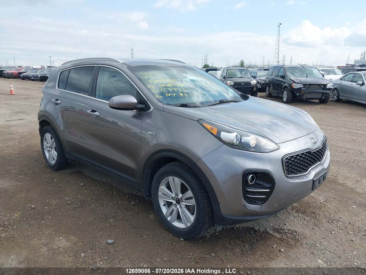 KNDPMCAC5J7469493 · 2018 KIA Sportage LX