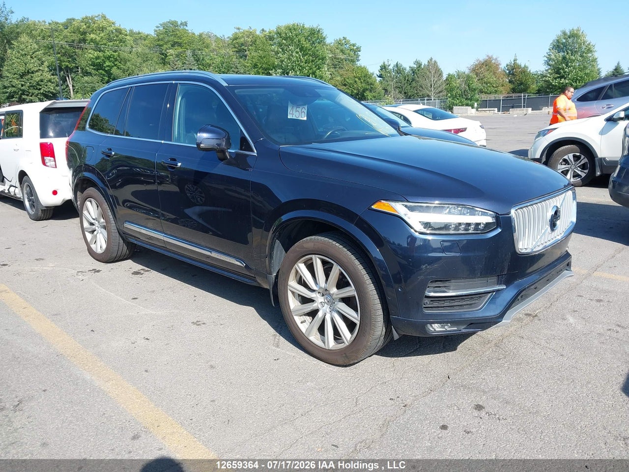 YV4A22PL6G1085776 · 2016 VOLVO XC90 T6 INSCRIPTION