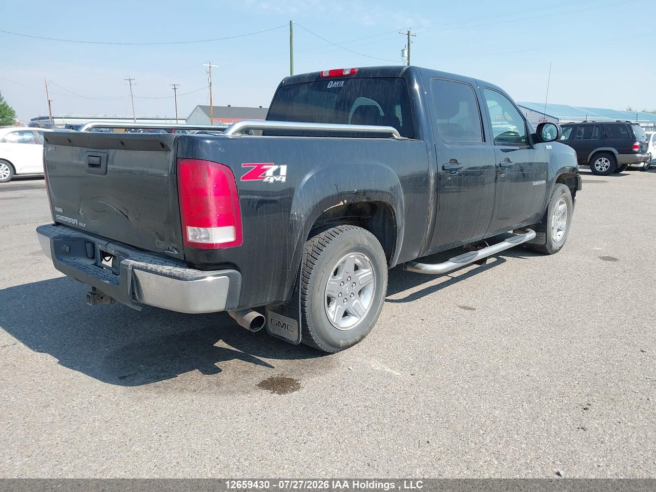 3GTP2WE35BG213975 · 2011 GMC SIERRA 1500 SLT · 4/18