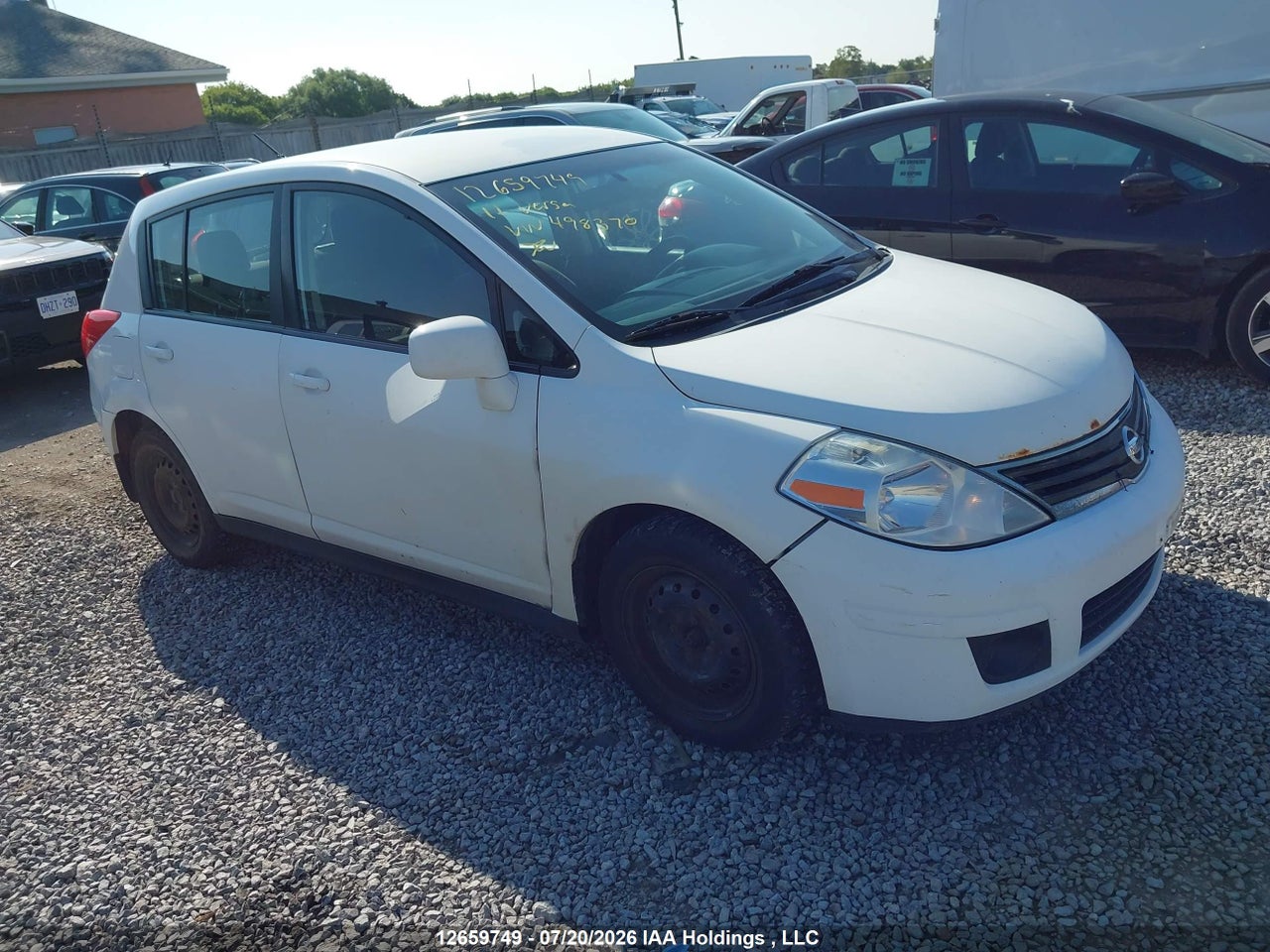 3N1BC1CP0BL498370 · 2011 NISSAN VERSA 1.8S