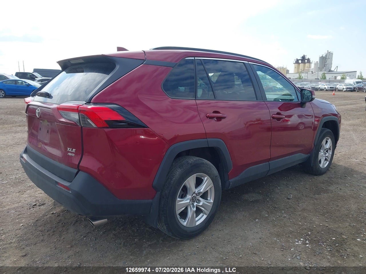 2T3R1RFV0MW227217 · 2021 TOYOTA RAV4 XLE/XLE PREMIUM · 4/22