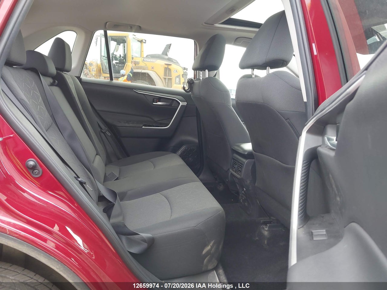 2T3R1RFV0MW227217 · 2021 TOYOTA RAV4 XLE/XLE PREMIUM · 8/22