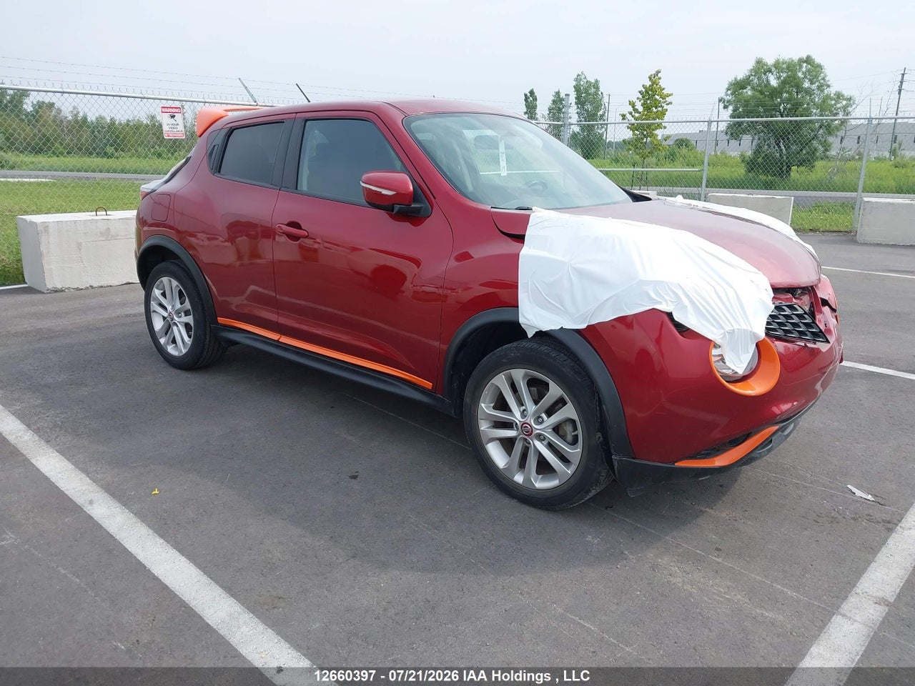 2016 NISSAN JUKE SV