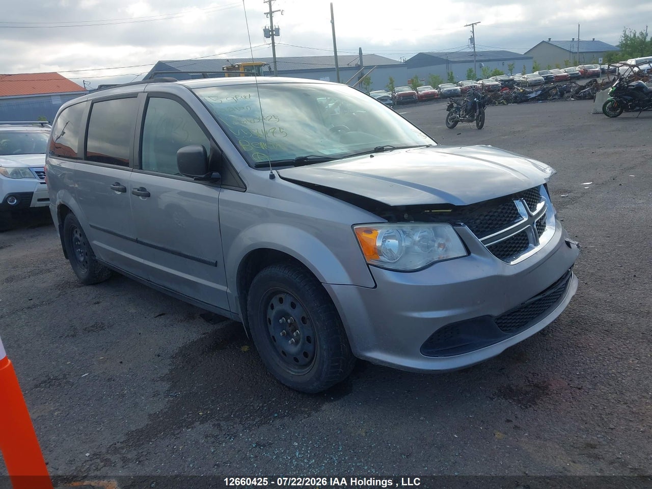 2C4RDGBG9FR551475 · 2015 DODGE GRAND CARAVAN SE/SXT