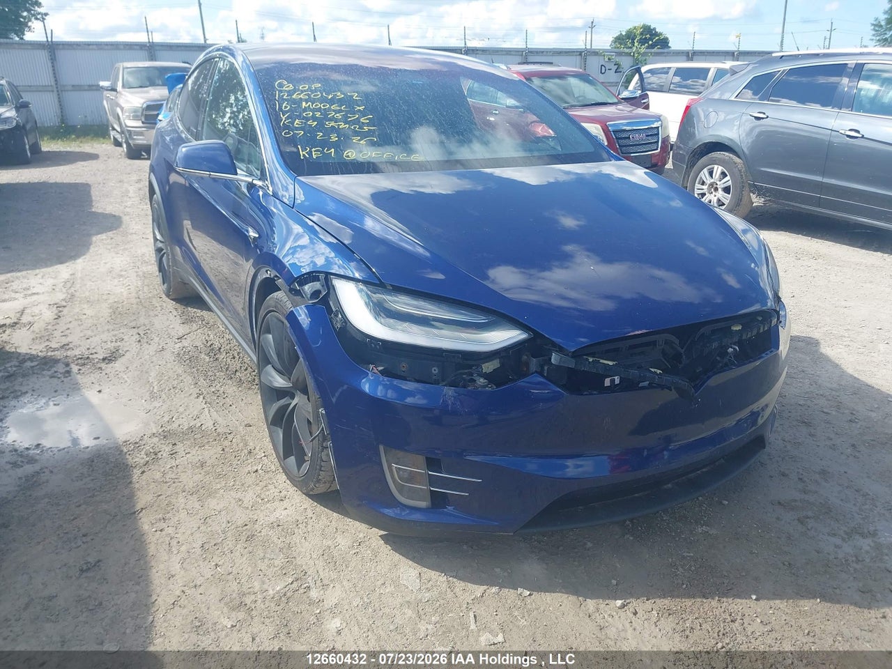 5YJXCBE24GF027676 · 2016 TESLA MODEL X 60D/70D/75D/90D/P100D
