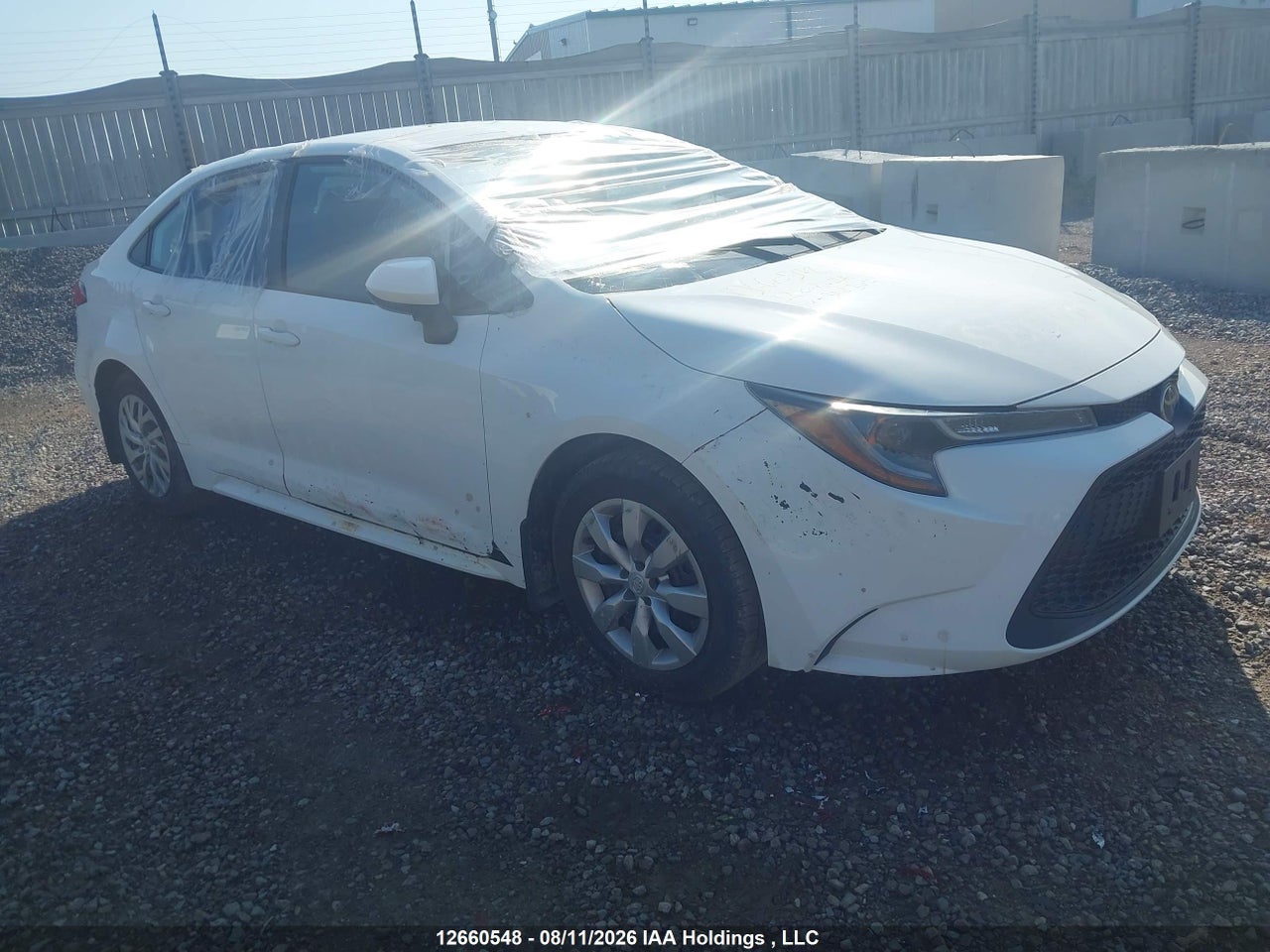 5YFBPMBE6NP318304 · 2022 TOYOTA COROLLA LE/XLE