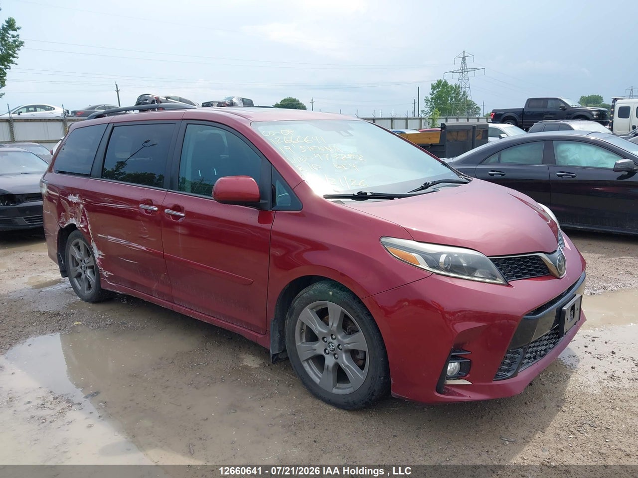 5TDXZ3DCXKS973252 · 2019 TOYOTA SIENNA SE 8-PASSENGER