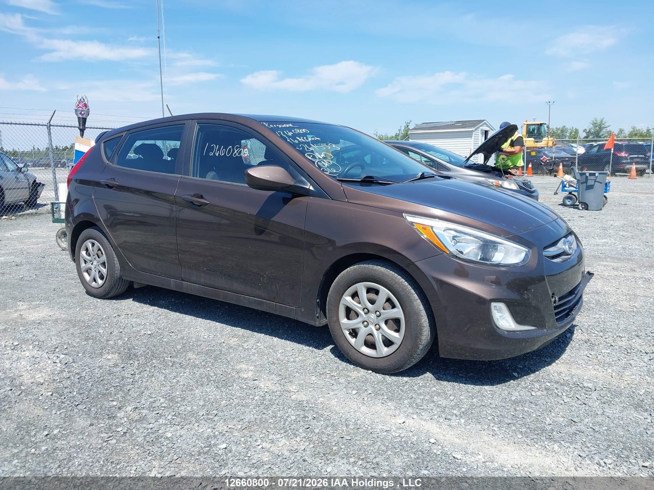 KMHCT5AE3GU261553 · 2016 HYUNDAI ACCENT SE