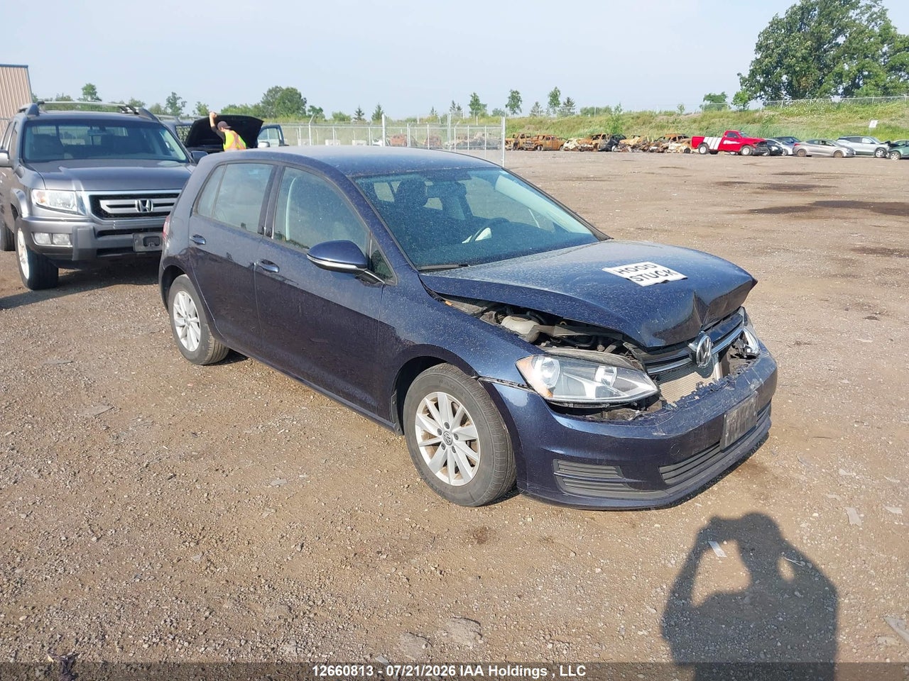 3VW217AU5HM042847 · 2017 VOLKSWAGEN GOLF