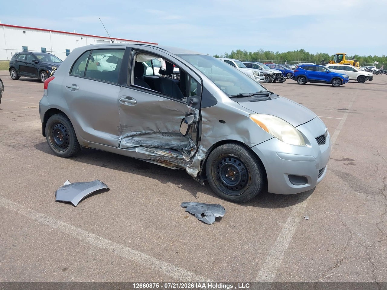 JTDKT4K3XB5336372 · 2011 TOYOTA YARIS LE