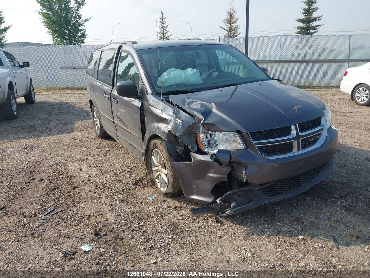 2C4RDGBG8FR591112 · 2015 DODGE GRAND CARAVAN SE