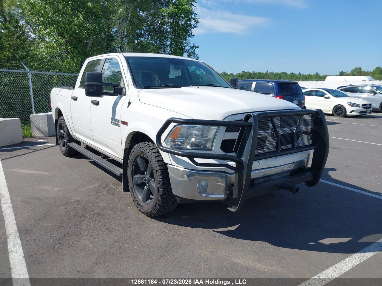 1C6RR7LMXJS248709 · 2018 RAM 1500 SLT