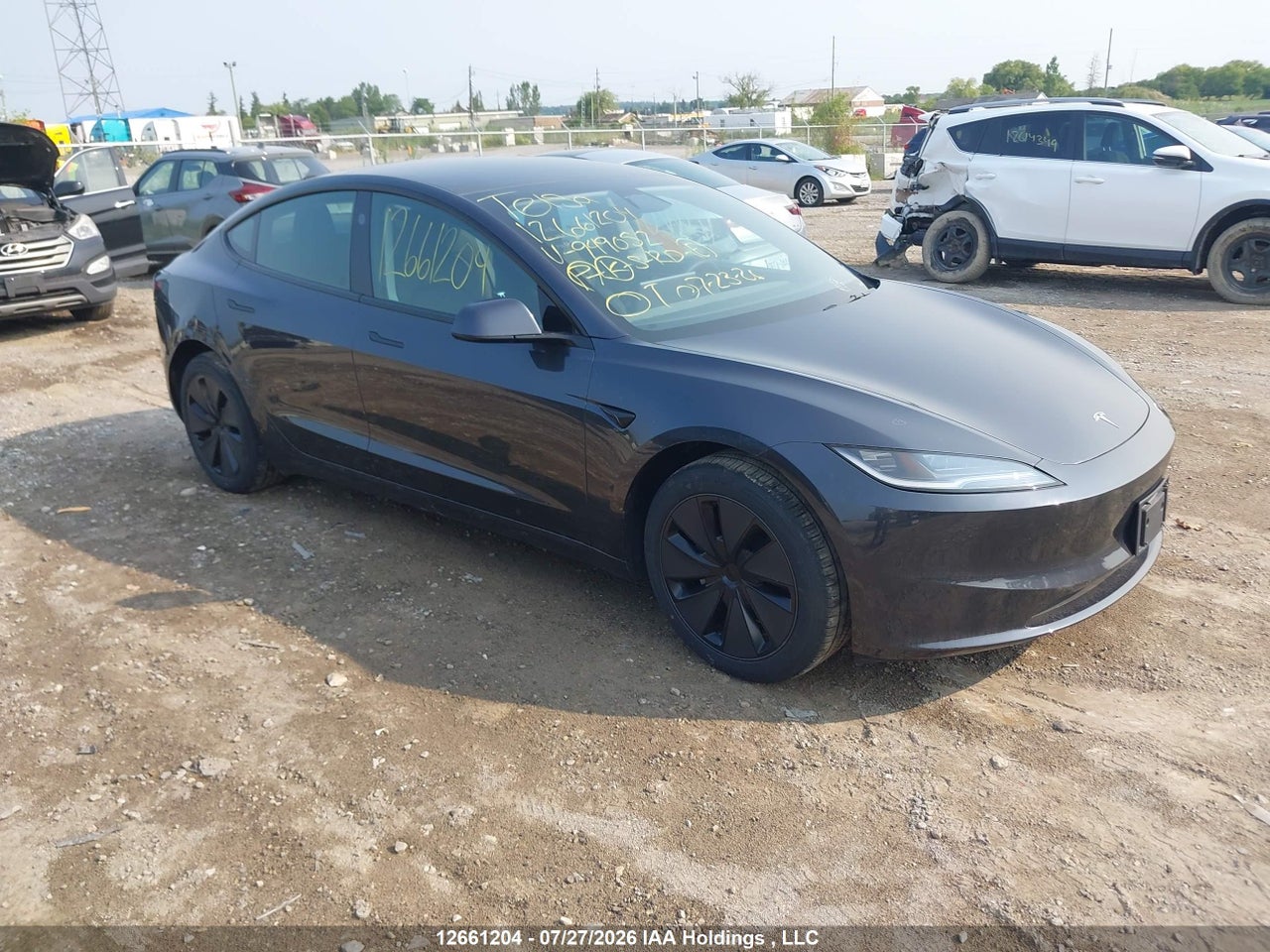 5YJ3E1EB2SF949052 · 2025 TESLA MODEL 3