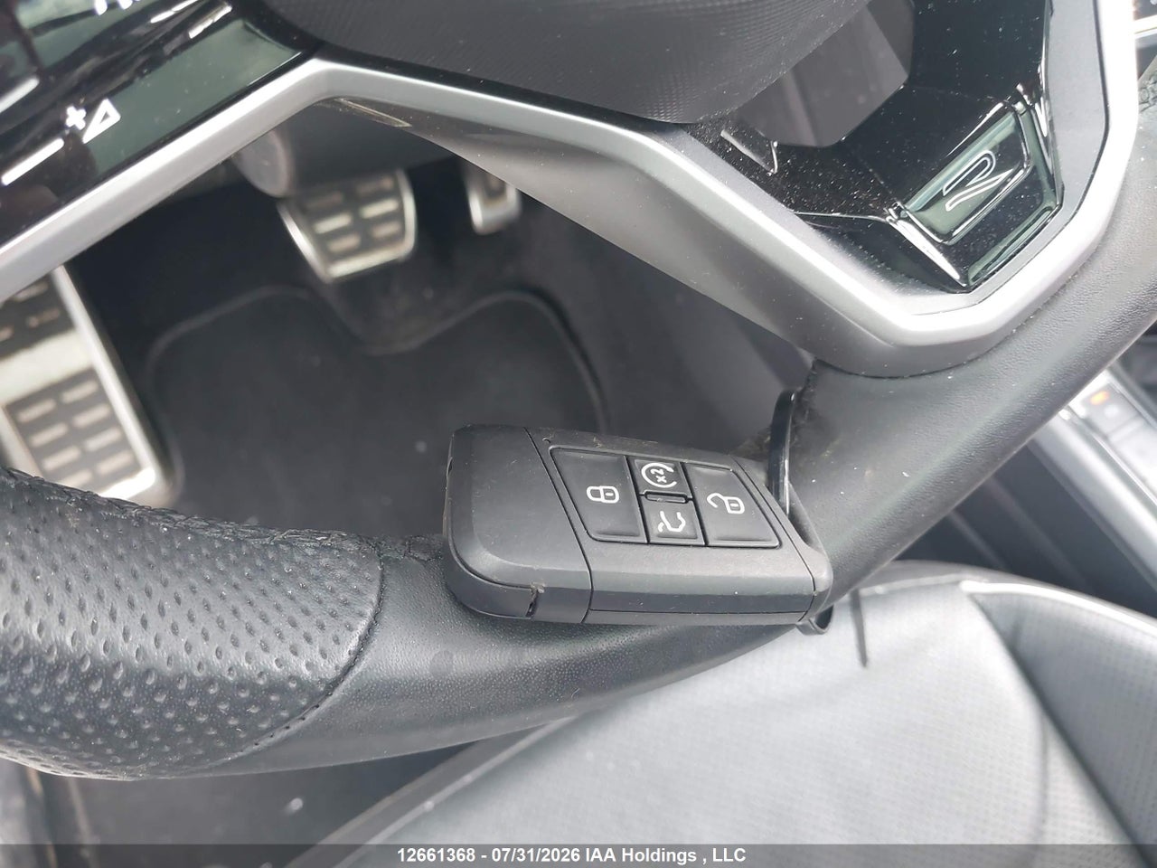 3VV4B7AX3NM099841 · 2022 VOLKSWAGEN TIGUAN SEL R-LINE · 11/24