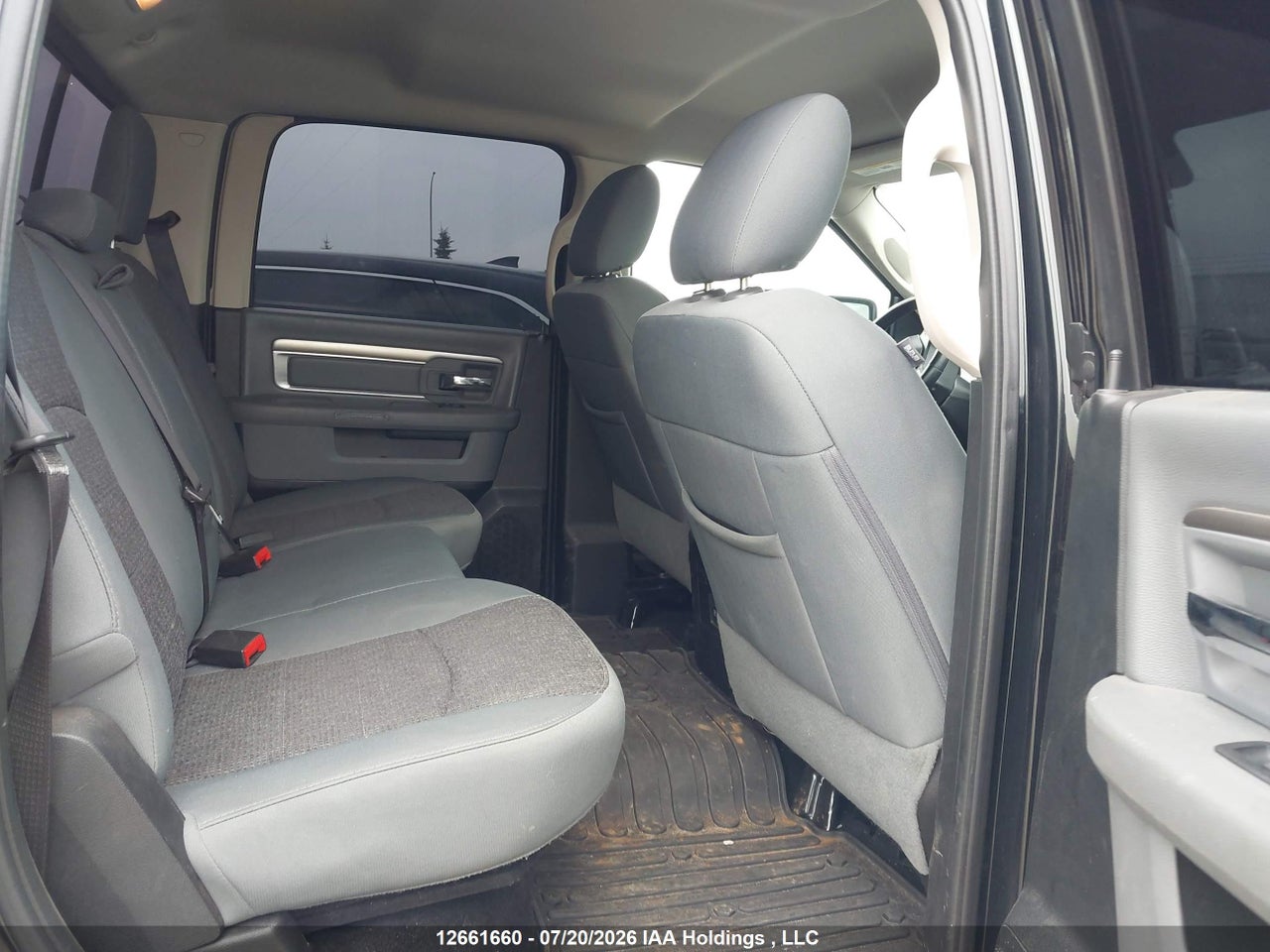 1C6RR7LT5HS571342 · 2017 RAM 1500 SLT · 8/17