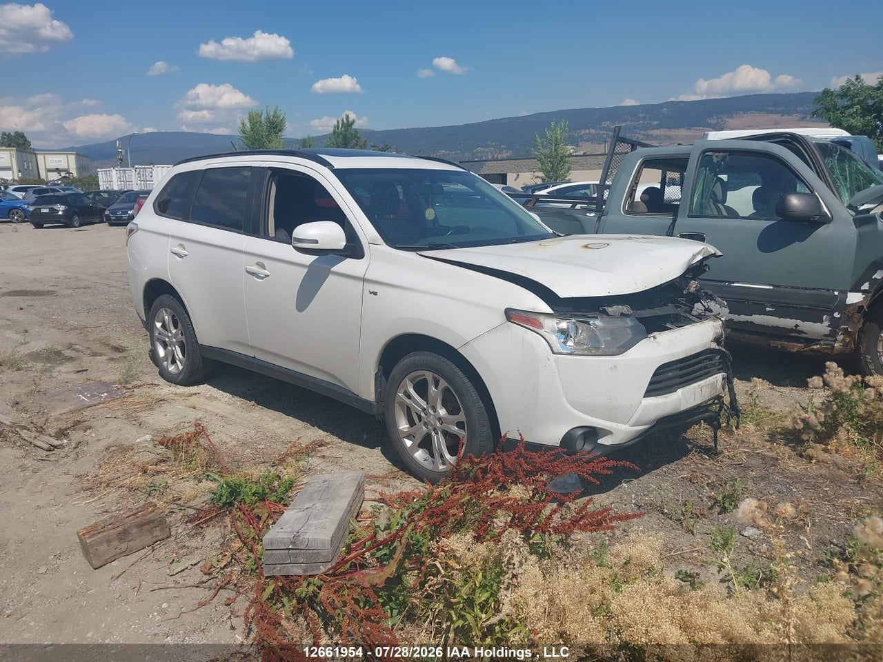 JA4JZ3AX6EZ604415 · 2014 MITSUBISHI OUTLANDER SE