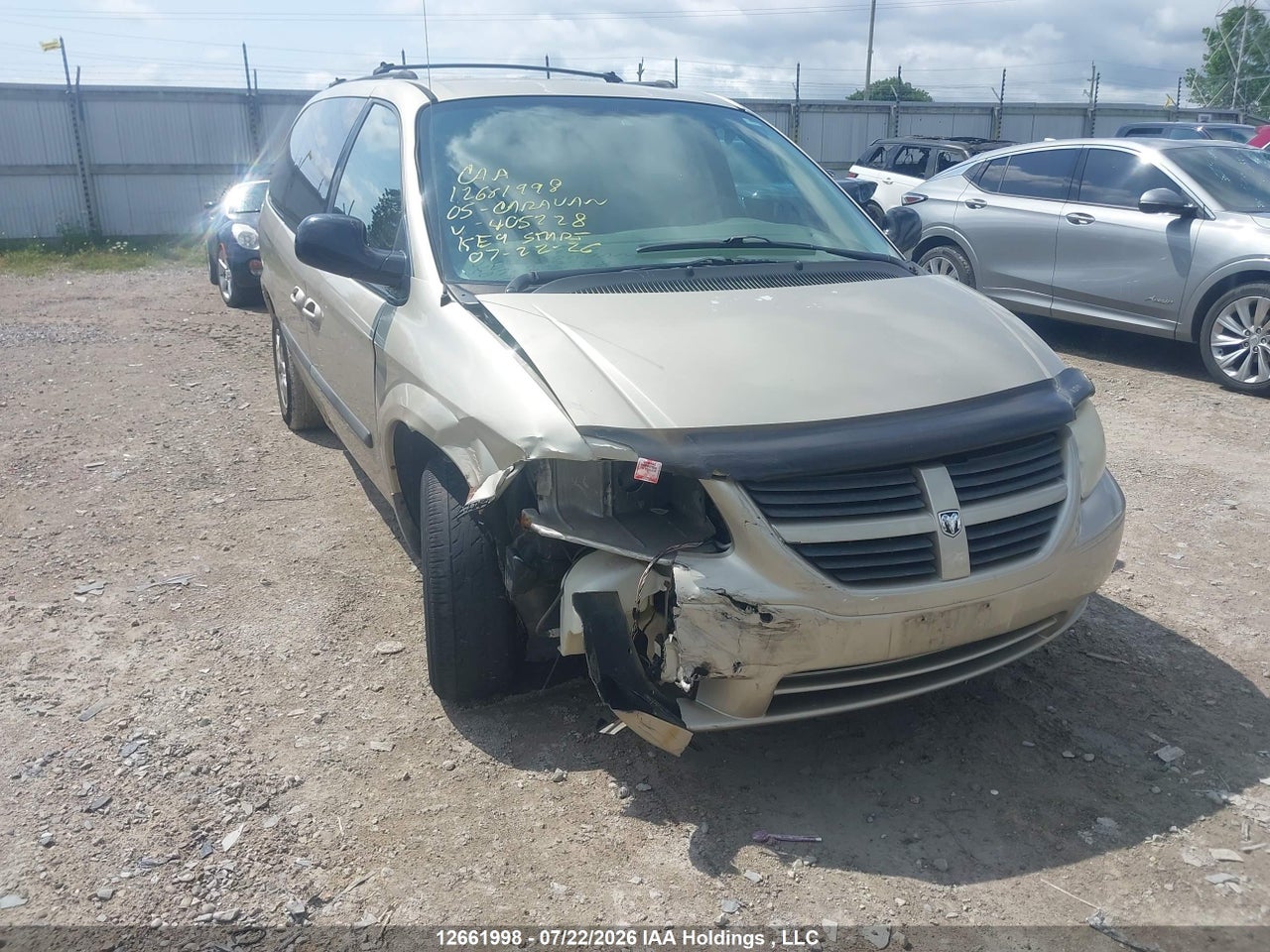 2005 DODGE GRAND CARAVAN SE