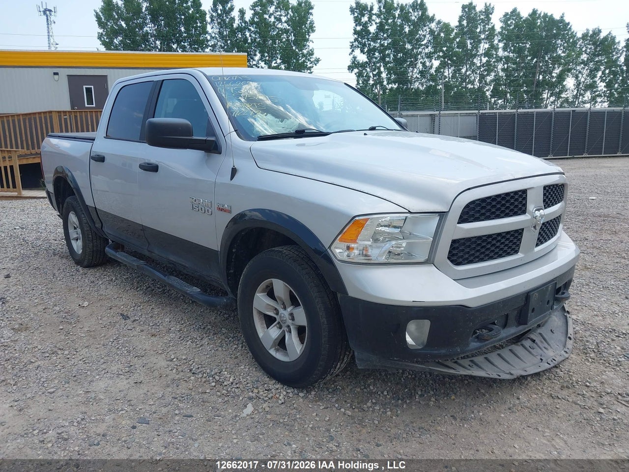 1C6RR7LT7HS573755 · 2017 RAM 1500 SLT