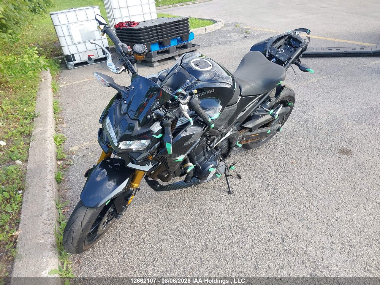 ML5ZRDM13PDA59860 · 2023 KAWASAKI ZR900 M · 2/23