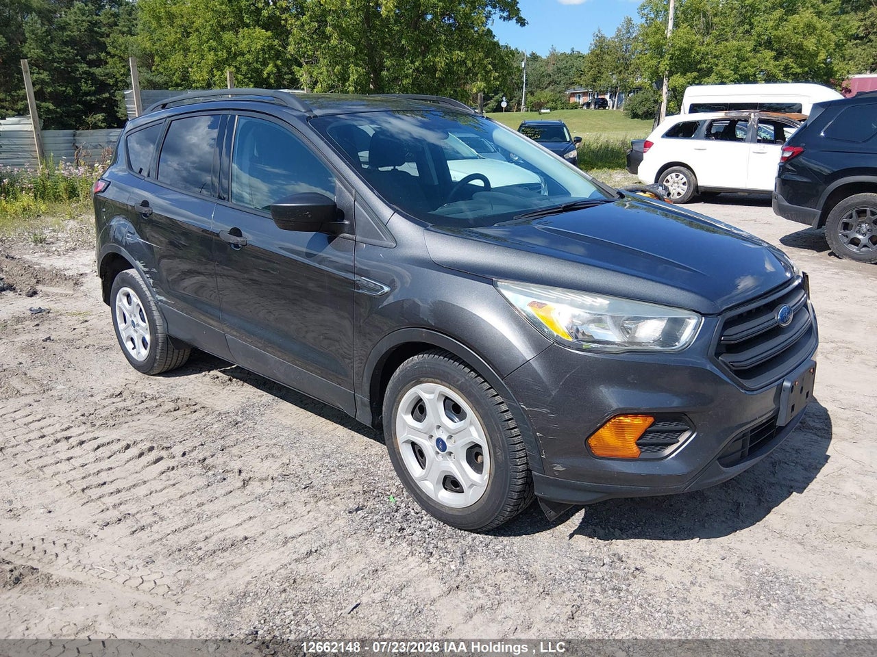 1FMCU0F77HUC40085 · 2017 FORD ESCAPE S