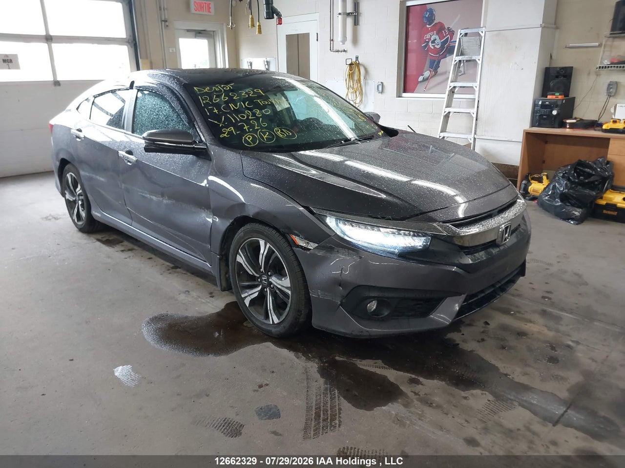 2HGFC1F92HH110280 · 2017 HONDA Civic touring